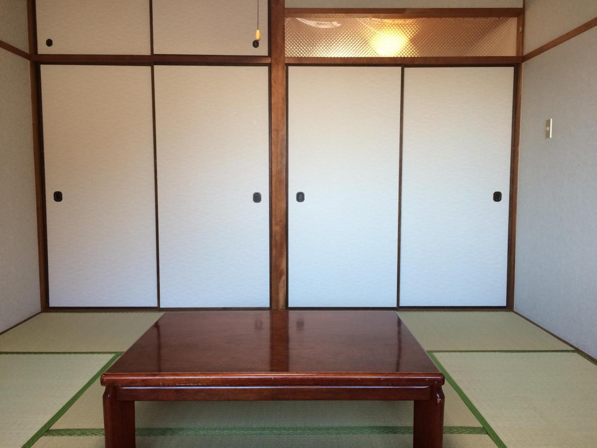 Shodoshima Olive Youth Hostel Номер фото