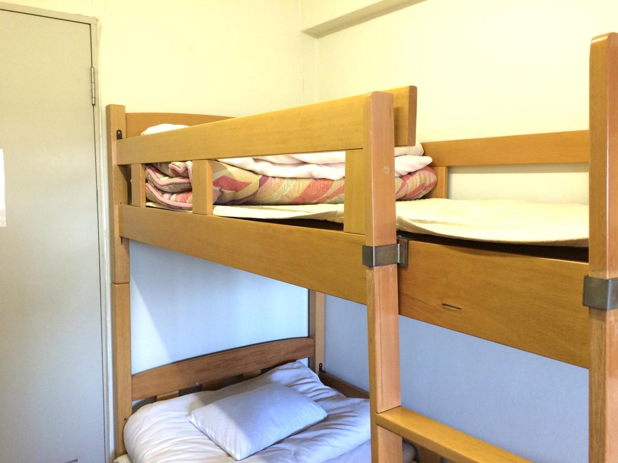 Shodoshima Olive Youth Hostel Номер фото