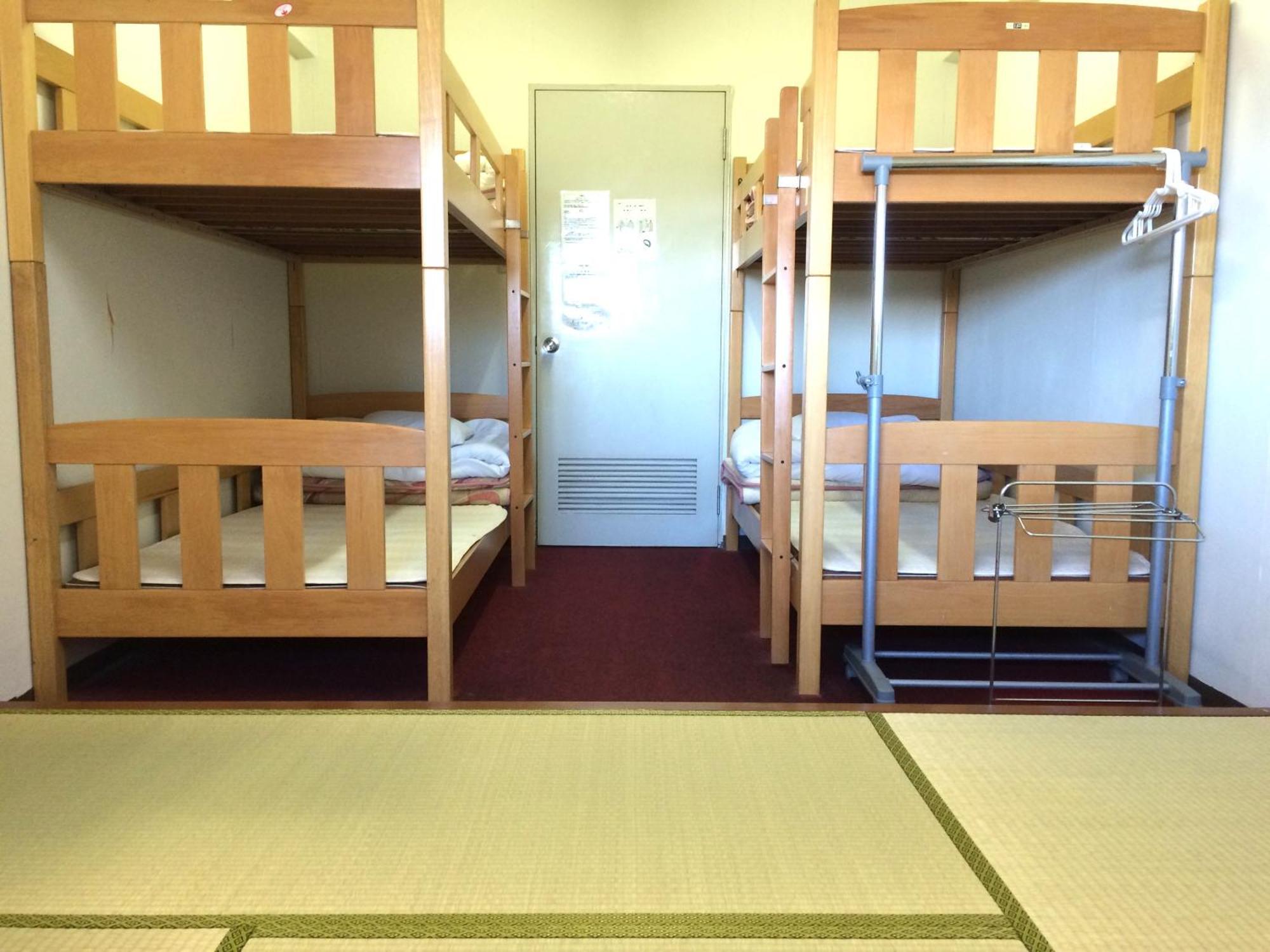 Shodoshima Olive Youth Hostel Номер фото