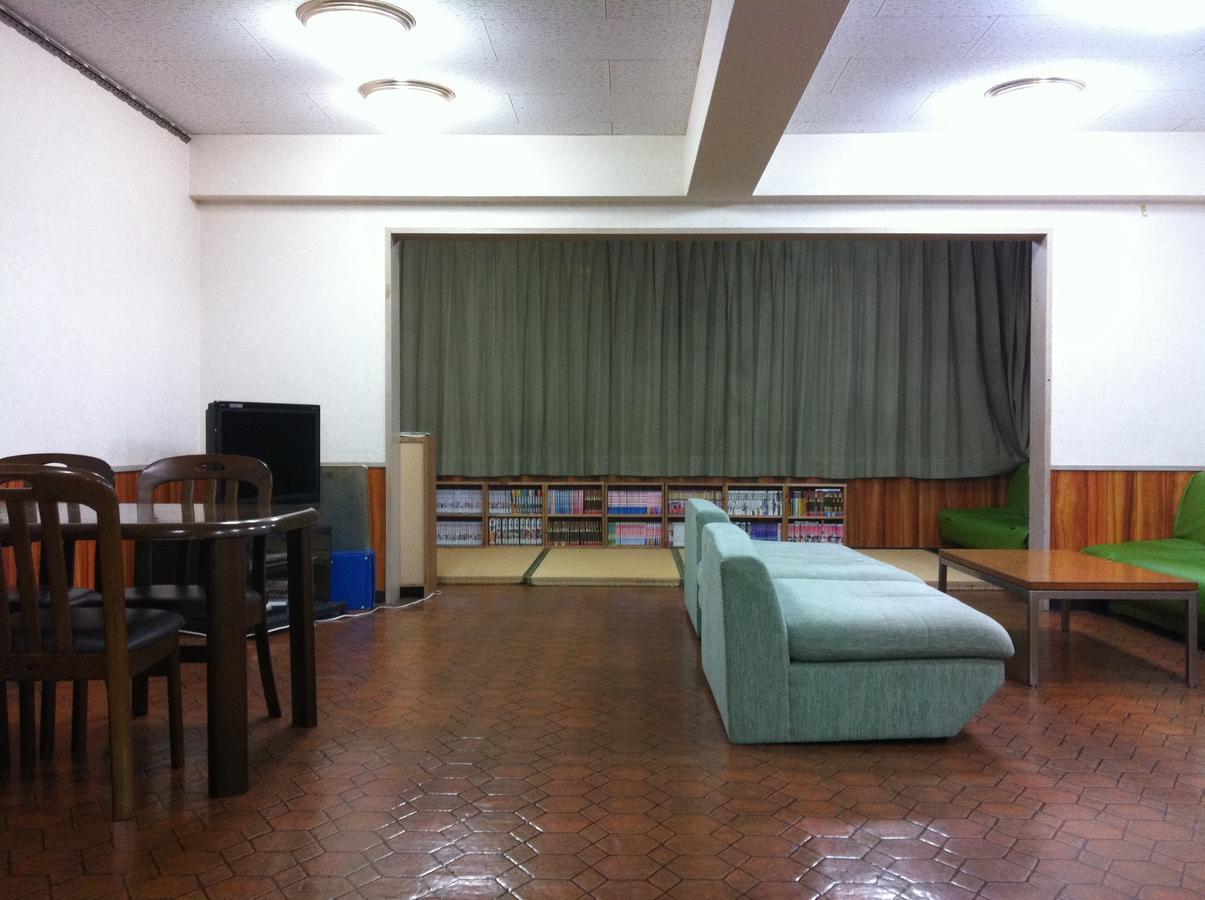Shodoshima Olive Youth Hostel Экстерьер фото