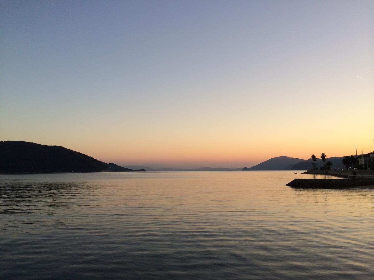Shodoshima Olive Youth Hostel Экстерьер фото