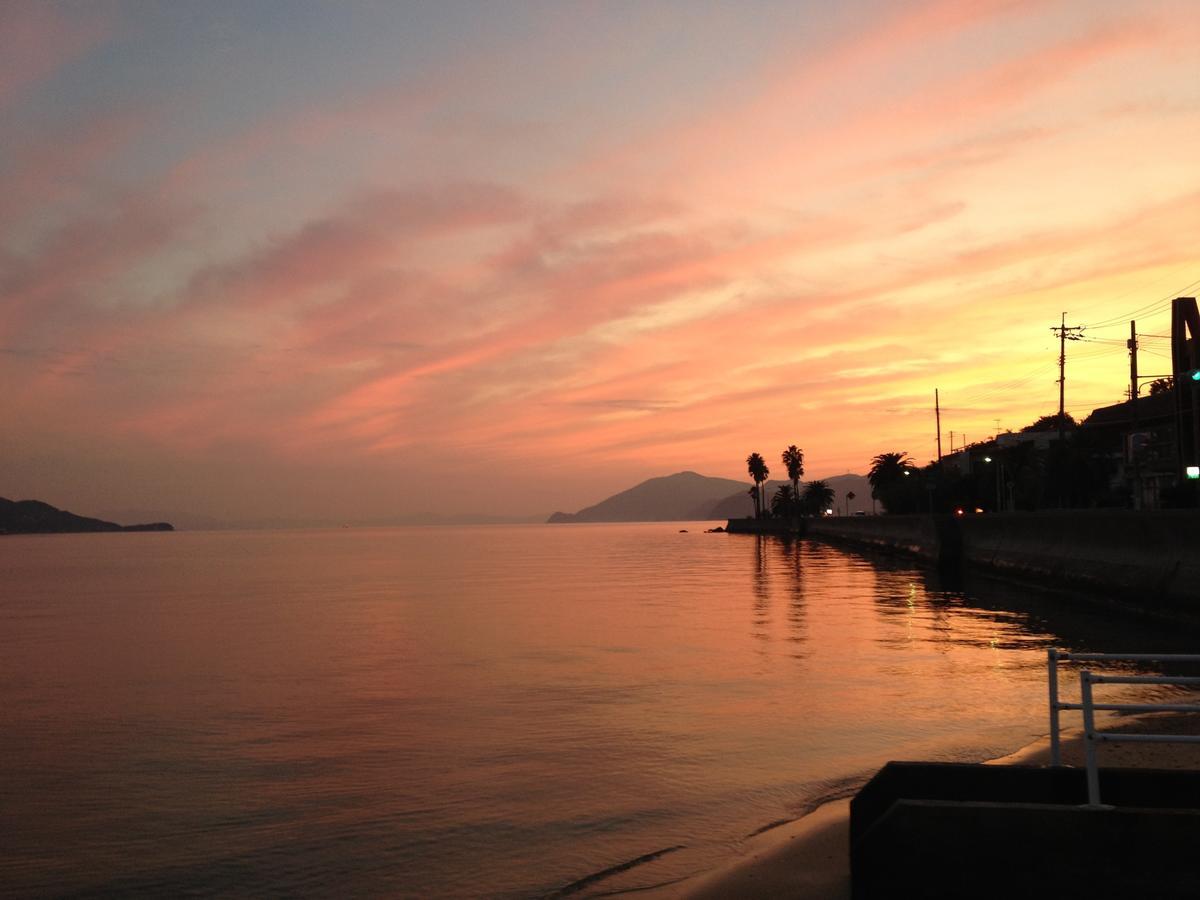 Shodoshima Olive Youth Hostel Экстерьер фото