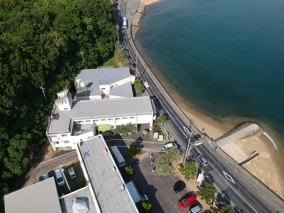 Shodoshima Olive Youth Hostel Экстерьер фото