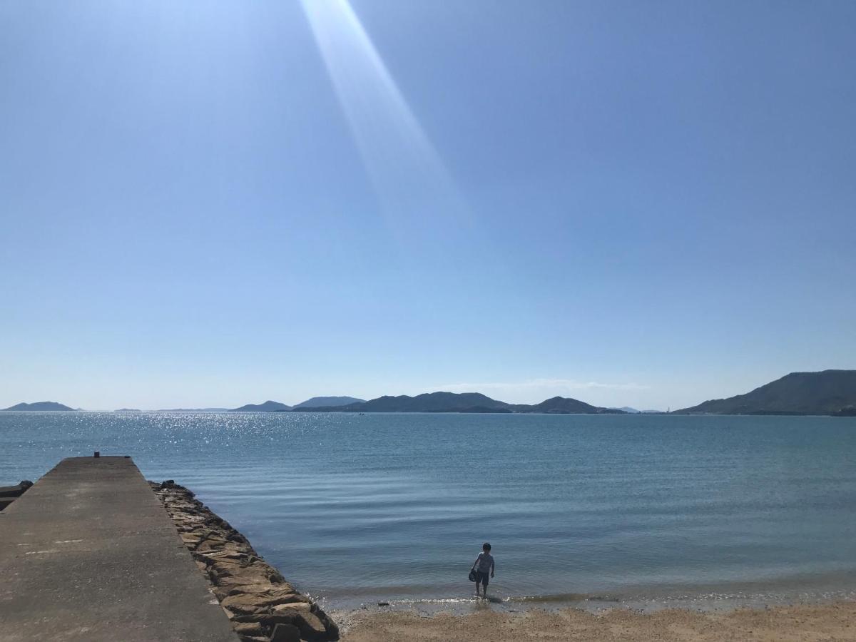 Shodoshima Olive Youth Hostel Экстерьер фото